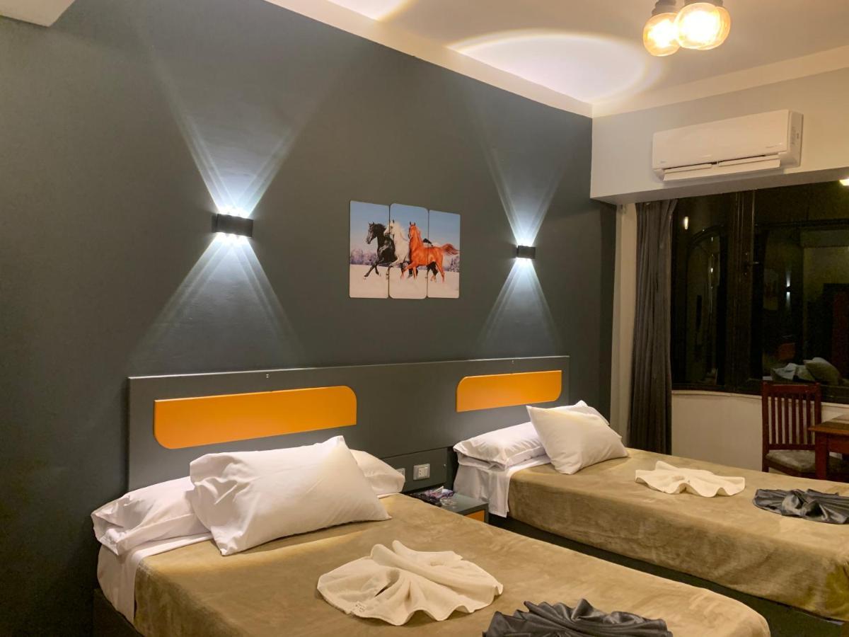Royal Hotel Qena Экстерьер фото
